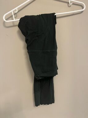 Lululemon Align 25” Scallop